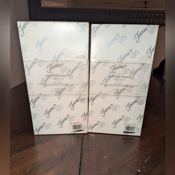 Fiesta Logo Cloth Napkins 2 Boxes New In Box - Picture 5 of 5